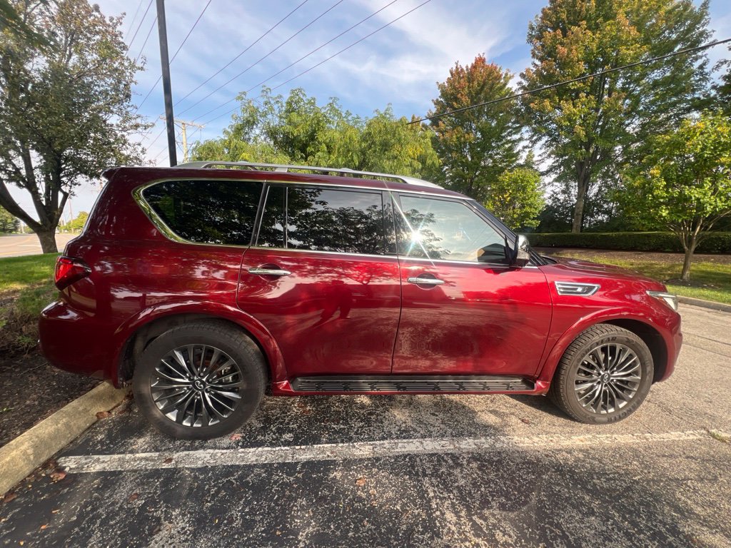 Used 2023 INFINITI QX80 Sensory w/ Cargo Package AWD/4WD image 10