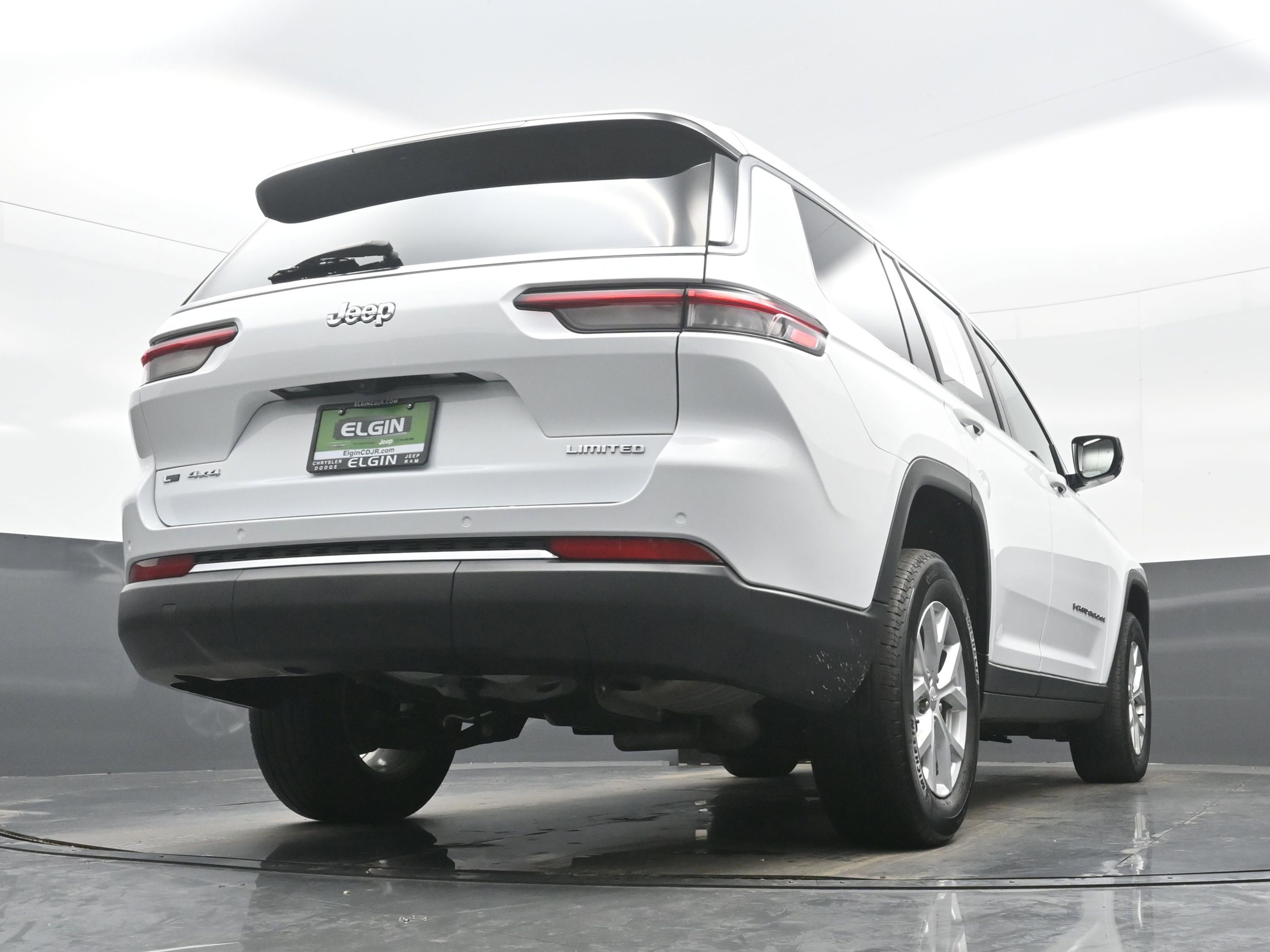 Used 2023 Jeep Grand Cherokee L Limited image 31