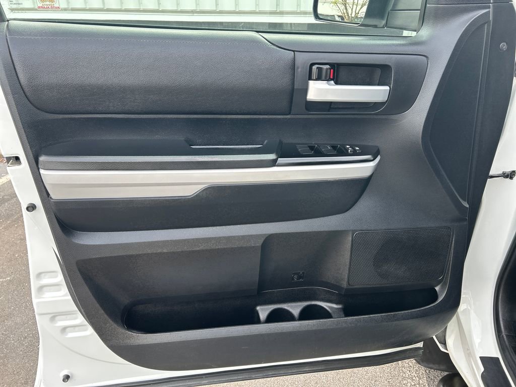 Used 2018 Toyota Tundra SR5 w/ SR5 Upgrade Package image 16