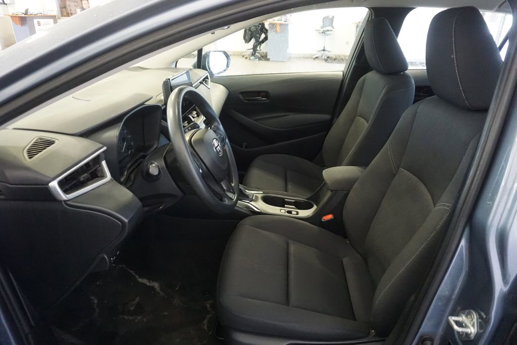 Used 2023 Toyota Corolla LE image 16