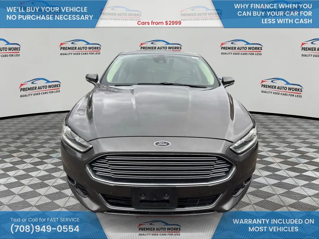 Used 2015 Ford Fusion SE w/ Equipment Group 202A image 2