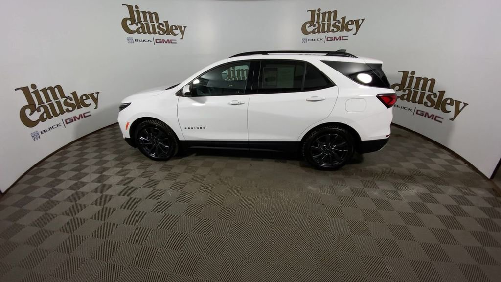 Certified 2024 Chevrolet Equinox RS FWD image 5