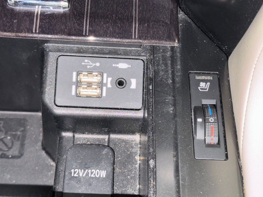 Used 2022 Lexus GX 460 Premium w/ Premium Plus Package image 39