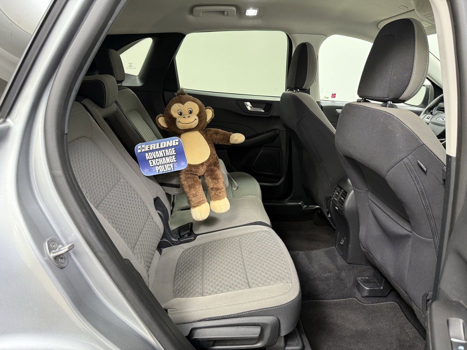 Used 2021 Ford Escape SE w/ SE Sport Appearance Package image 24