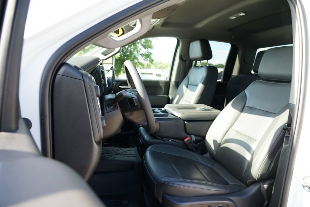 Used 2022 Chevrolet Silverado 2500 LTZ w/ Safety Package AWD/4WD image 11