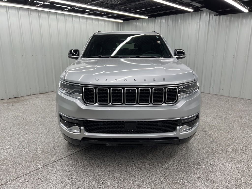Used 2024 Jeep Wagoneer 2WD image 2