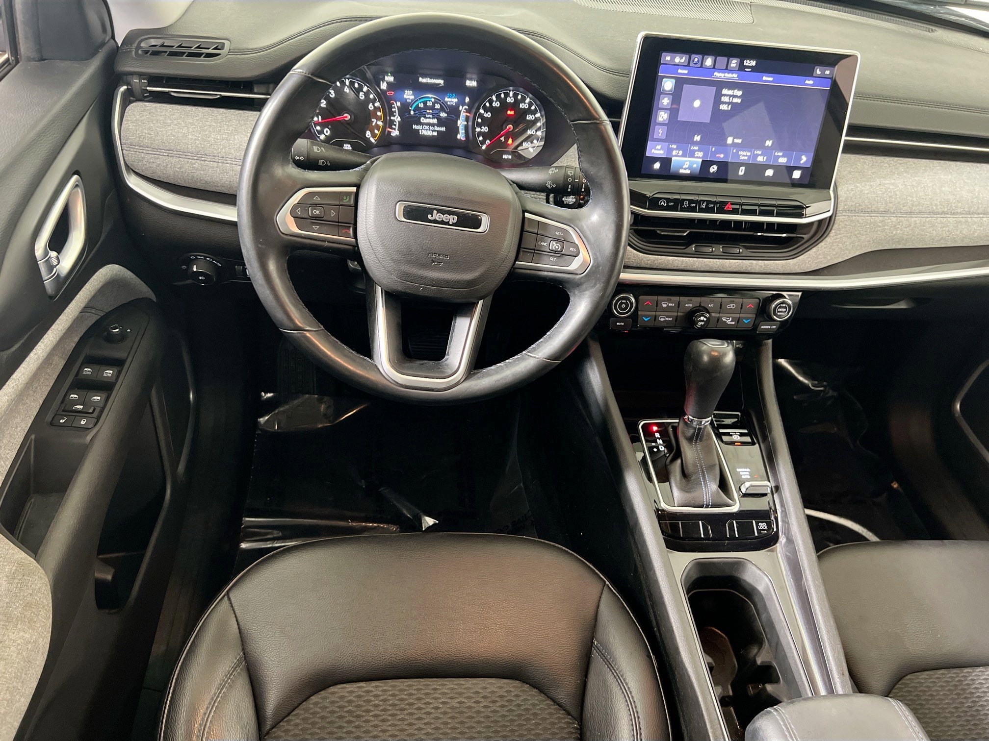 Used 2022 Jeep Compass Latitude w/ Convenience Group image 20