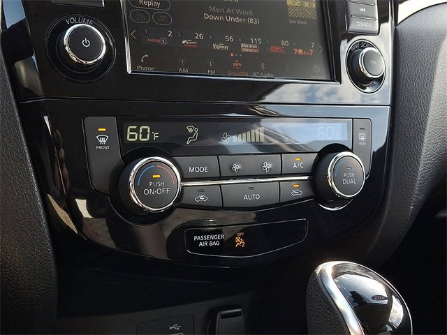 Used 2022 Nissan Rogue Sport SV image 15