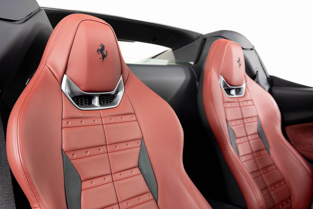 Certified 2024 Ferrari 296 GTS RWD image 34