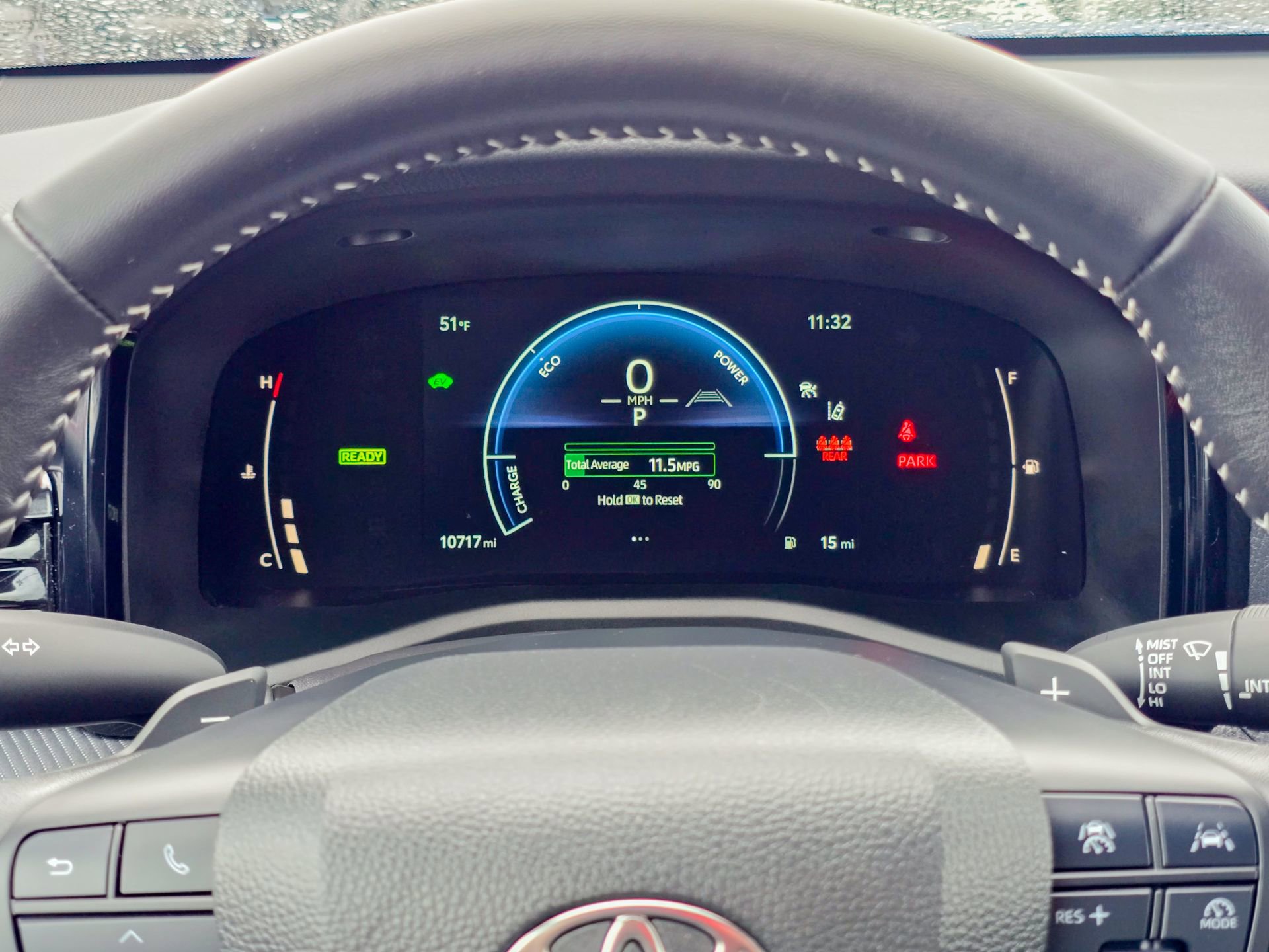 Used 2025 Toyota Camry SE image 38