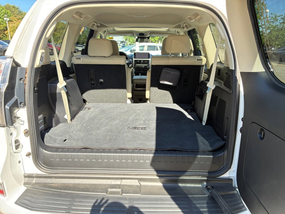 Used 2022 Lexus GX 460 Premium AWD/4WD image 19