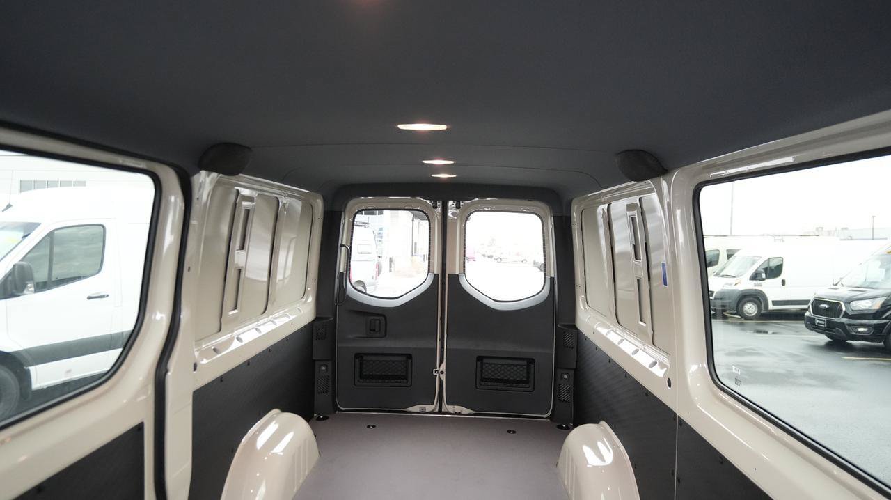 New 2026 Mercedes-Benz Sprinter 2500 image 12