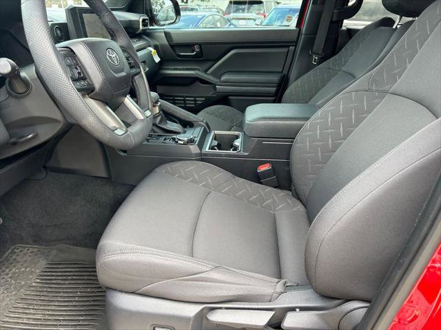 Certified 2025 Toyota Tacoma SR5 AWD/4WD image 11