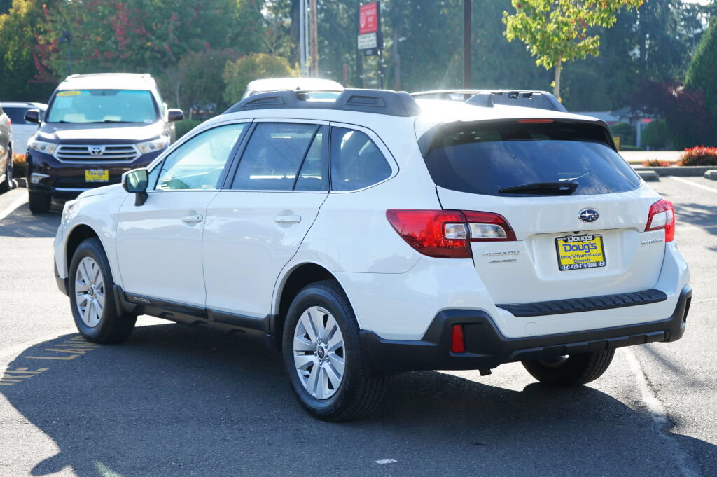 Used 2018 Subaru Outback 2.5i Premium AWD/4WD image 9