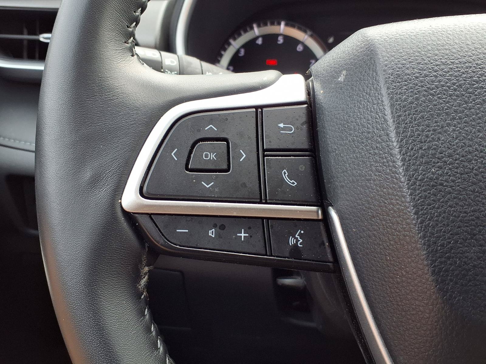 Certified 2026 Toyota Highlander XLE AWD/4WD image 15