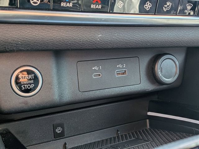 Certified 2023 Nissan Rogue Platinum w/ Platinum Premium Package AWD/4WD image 14