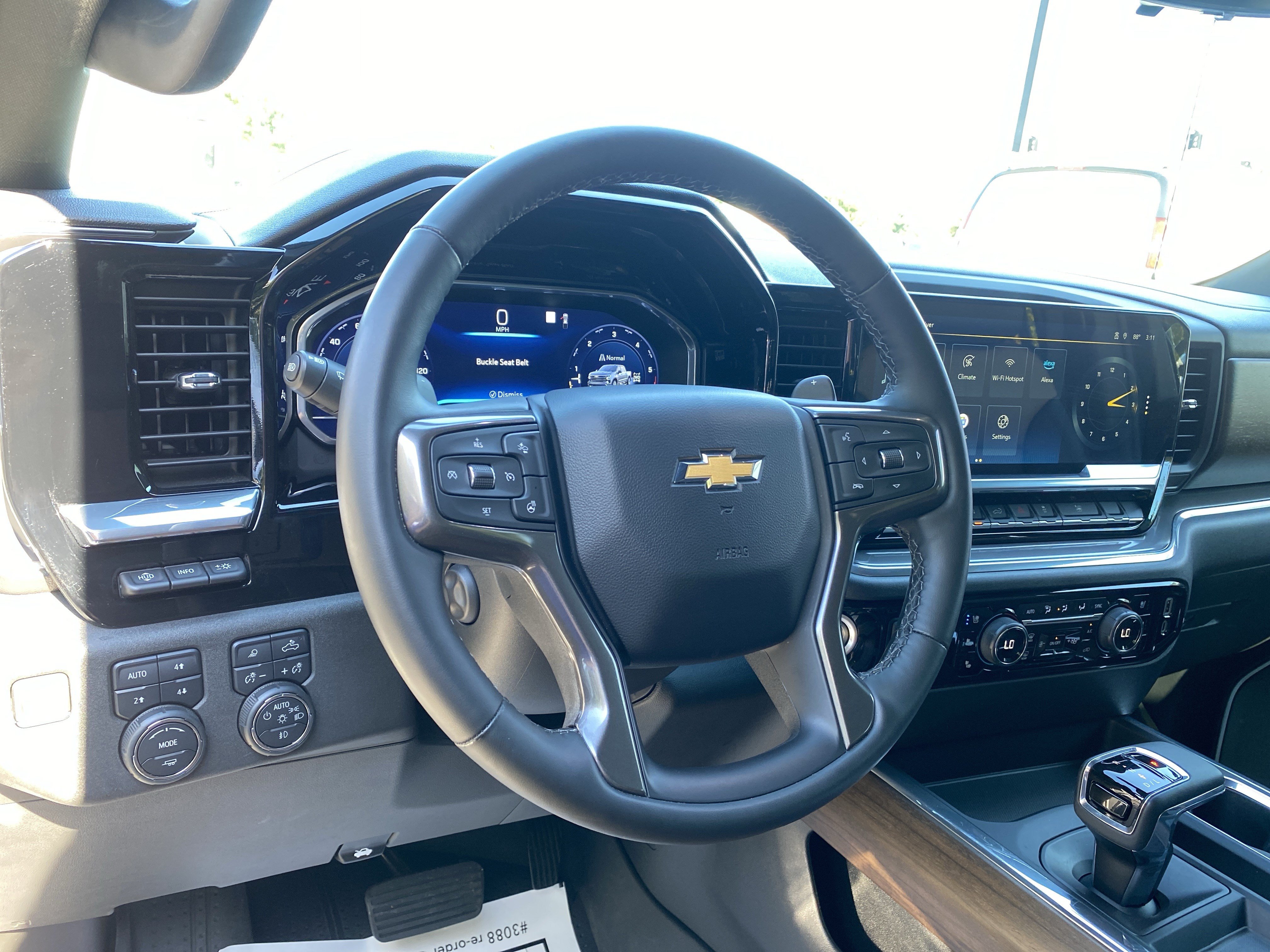 Used 2023 Chevrolet Silverado 1500 High Country w/ High Country Premium Package AWD/4WD image 17