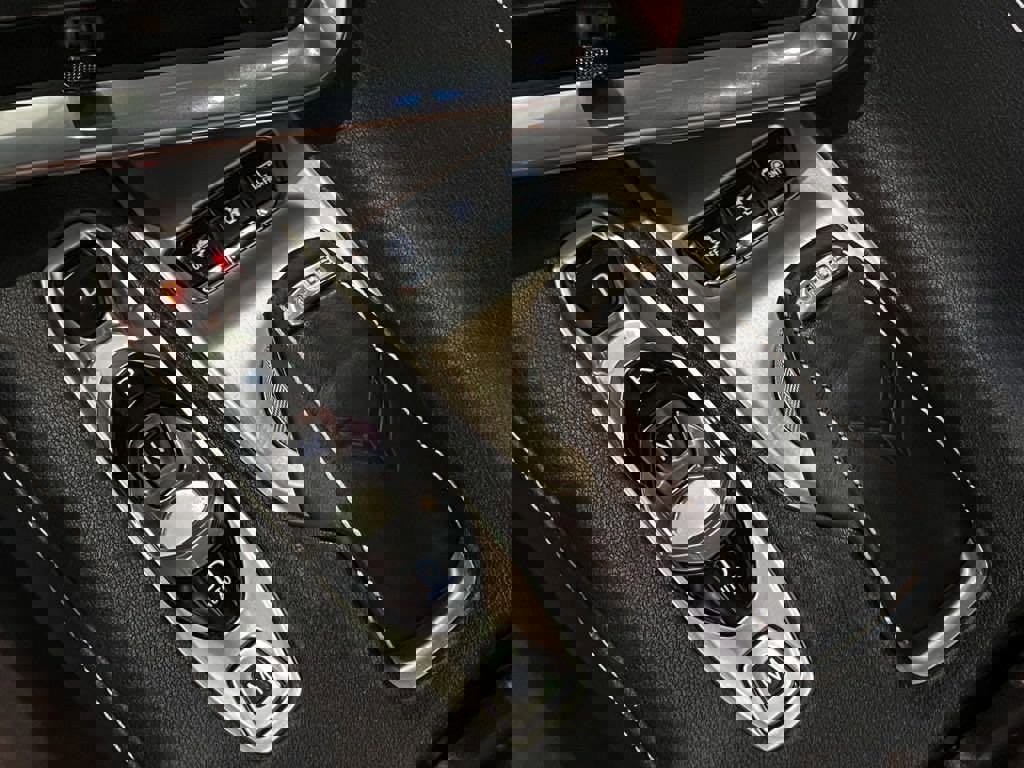 Used 2020 Chevrolet Corvette Stingray Preferred Cpe w/ 2LT Preferred Equipment Group image 70