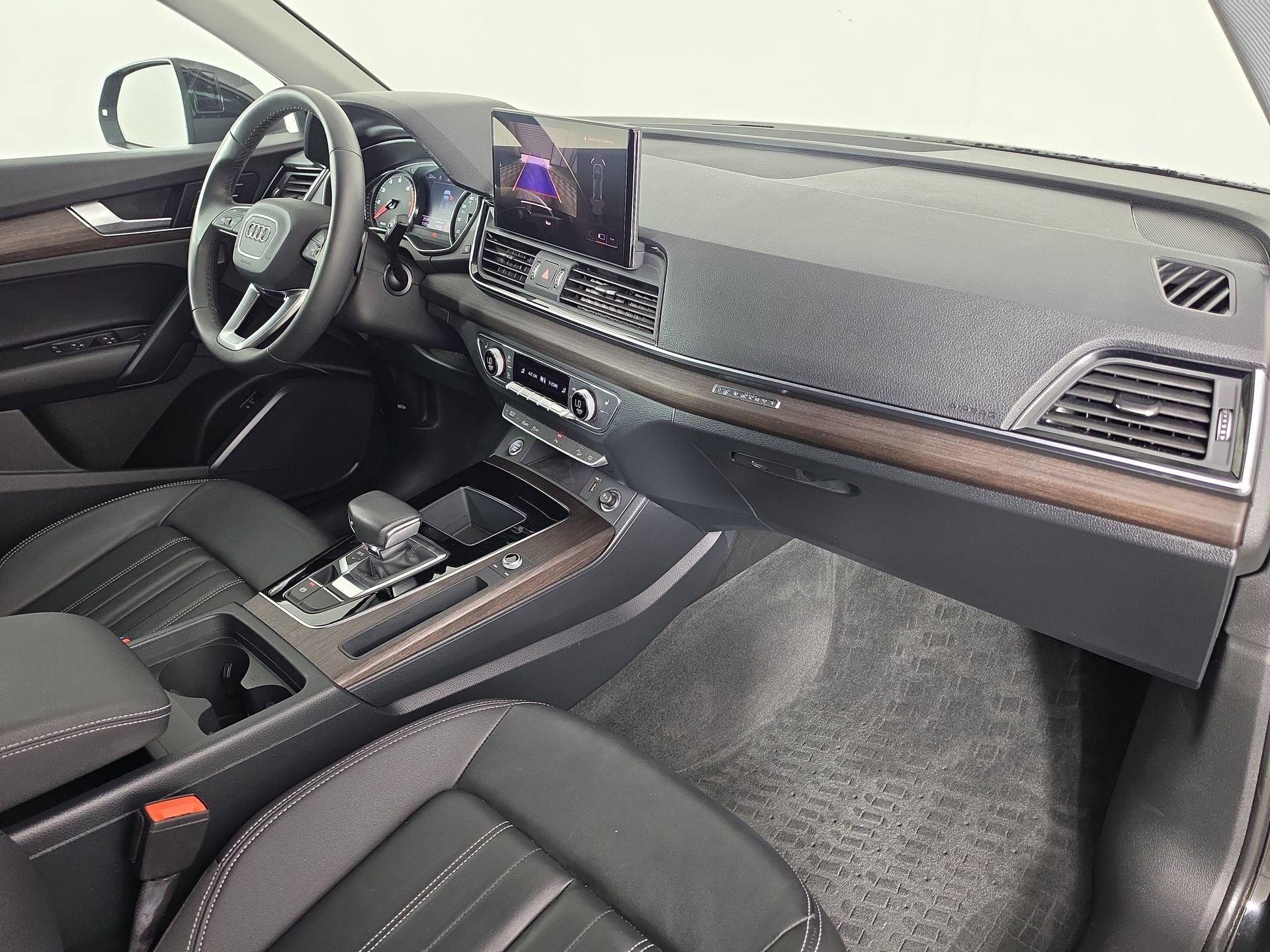Certified 2023 Audi Q5 2.0T Premium w/ Convenience Package AWD/4WD image 46