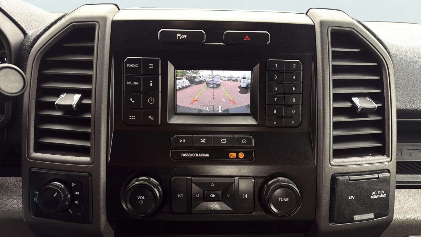 Used 2022 Ford F250 XL w/ Power Equipment Group AWD/4WD image 10