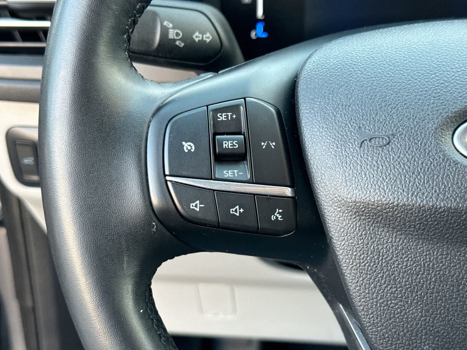 Used 2024 Ford Escape Active FWD image 30