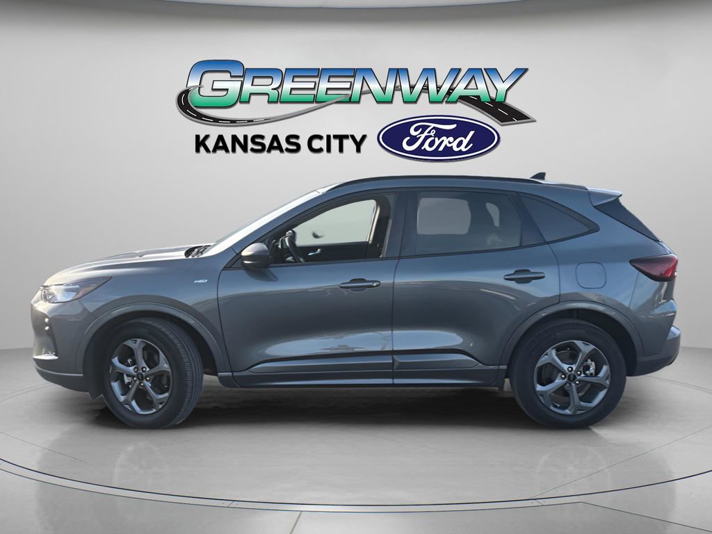 Used 2024 Ford Escape ST-Line w/ Tech Pack #1 image 4