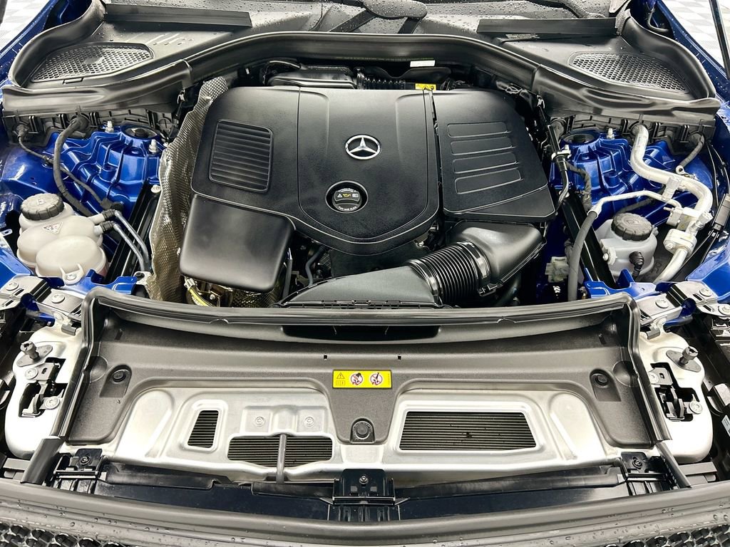 Certified 2025 Mercedes-Benz GLC 300 image 28