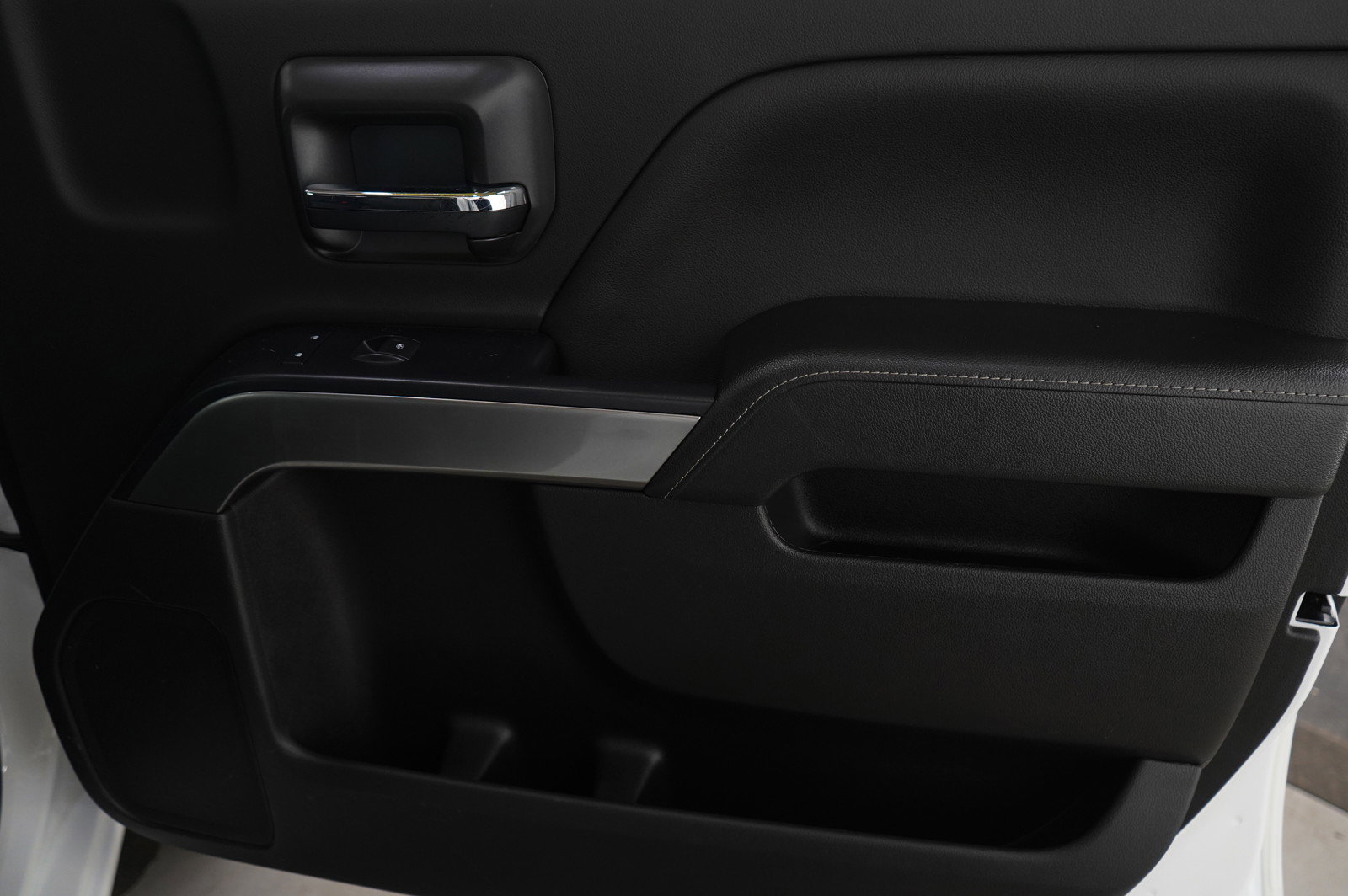 Used 2019 Chevrolet Silverado 1500 LT image 9