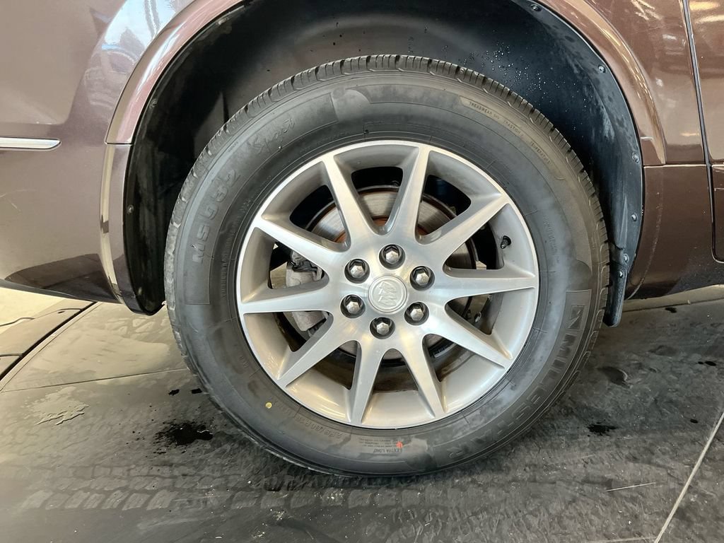 Used 2015 Buick Enclave Leather FWD image 10