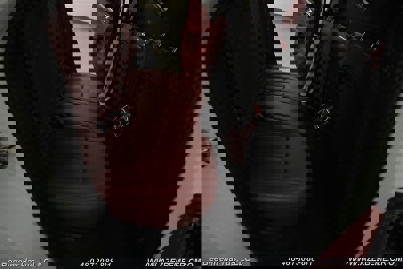 Used 2023 Porsche Macan image 22