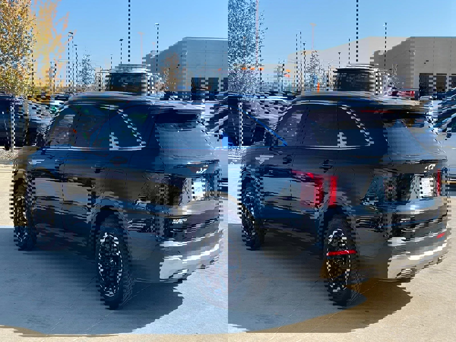 Used 2024 Kia Sorento S w/ Panoramic Sunroof Package image 10