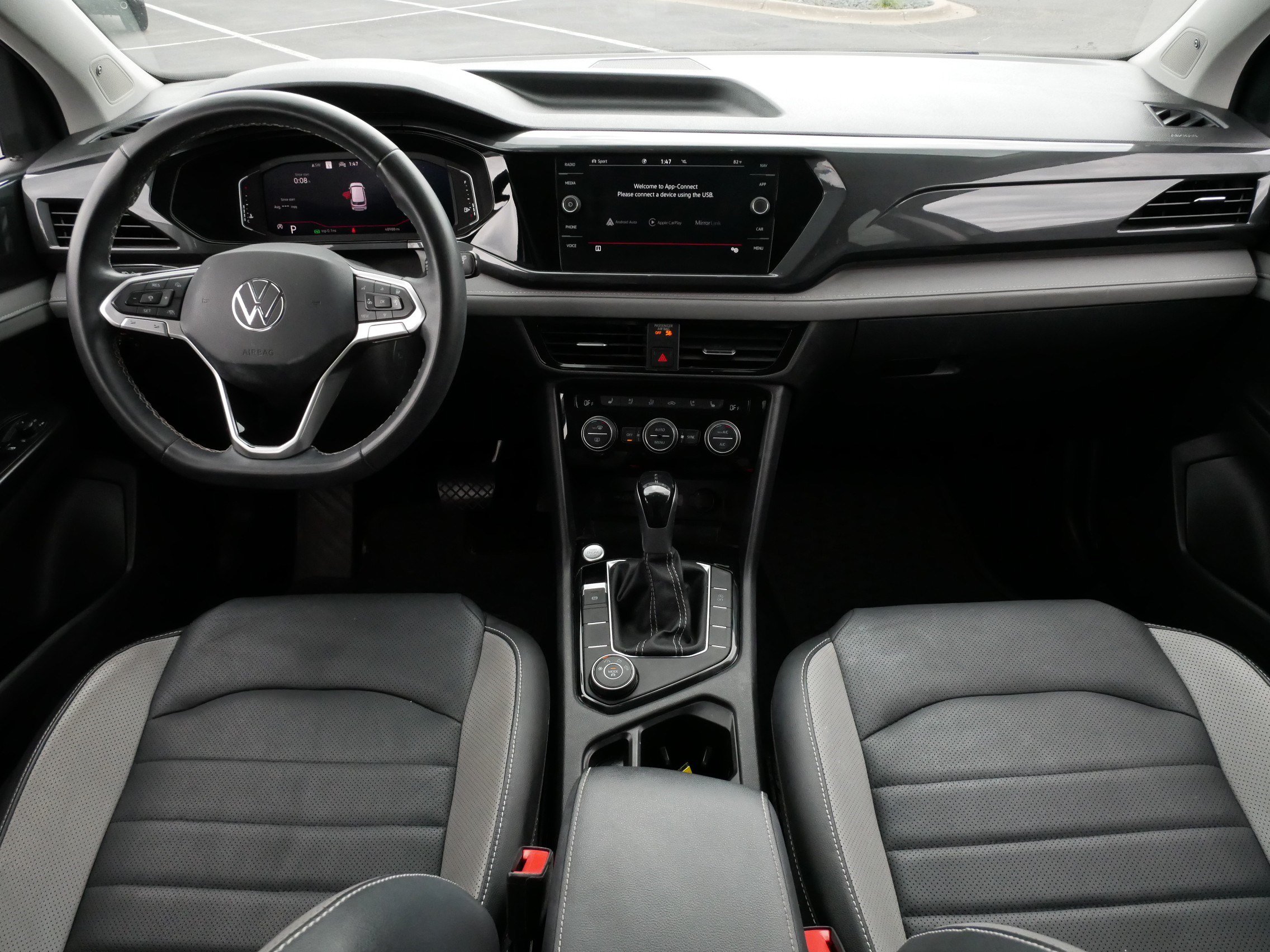 Used 2022 Volkswagen Taos SEL AWD/4WD image 10