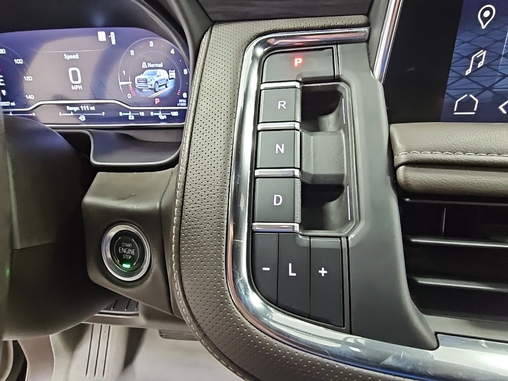 Certified 2022 GMC Yukon XL SLT w/ SLT Luxury Package image 23