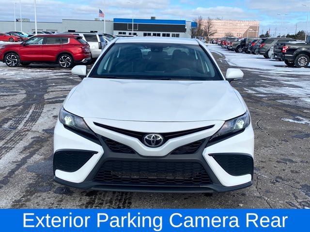 Used 2023 Toyota Camry SE video 2