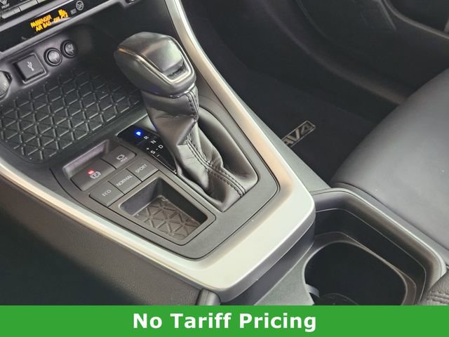 Used 2020 Toyota RAV4 XLE Premium image 19