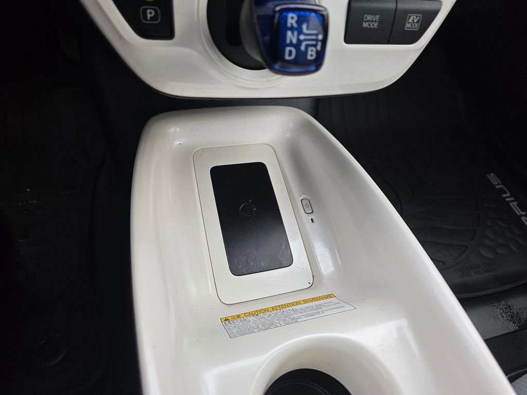 Used 2016 Toyota Prius Three FWD image 20
