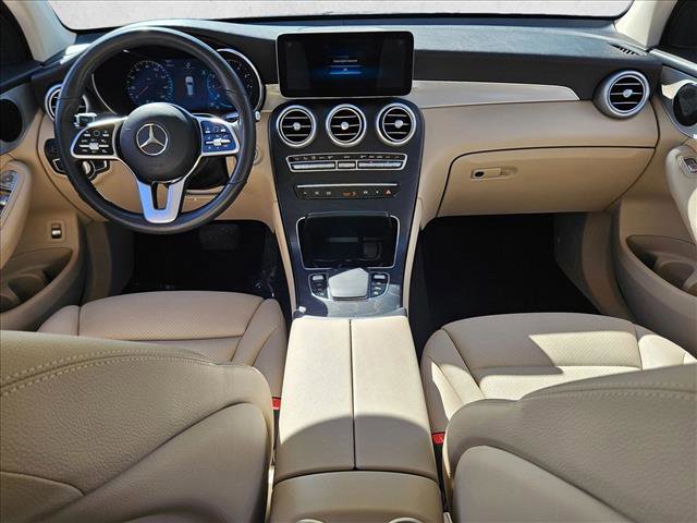 Used 2022 Mercedes-Benz GLC 300 image 16