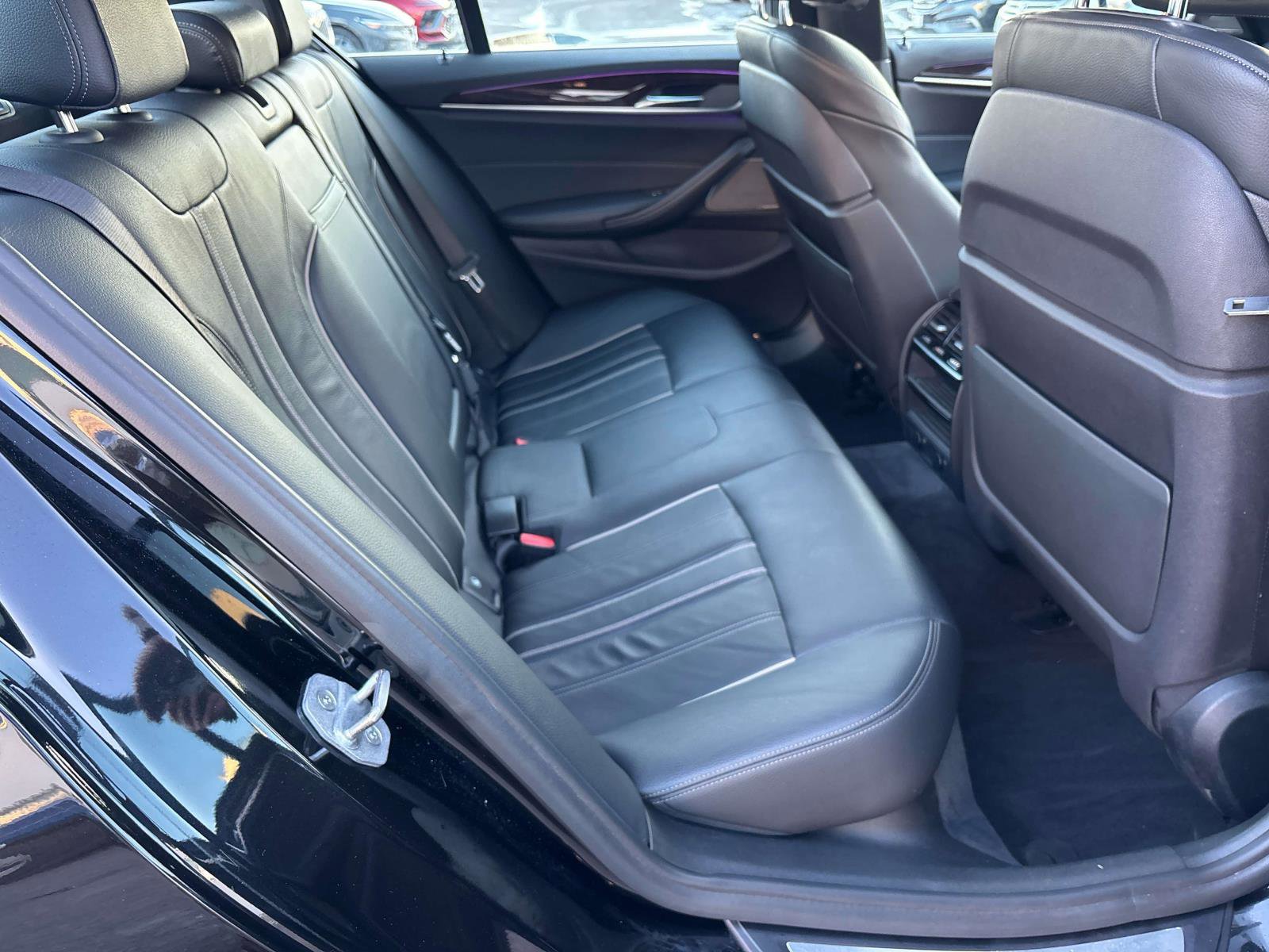 Used 2018 BMW 540i xDrive AWD/4WD image 14