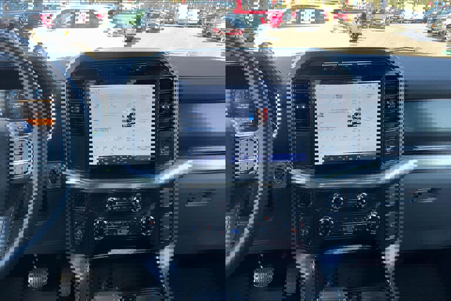 Certified 2022 Ford F150 Lariat w/ Equipment Group 502A High image 6