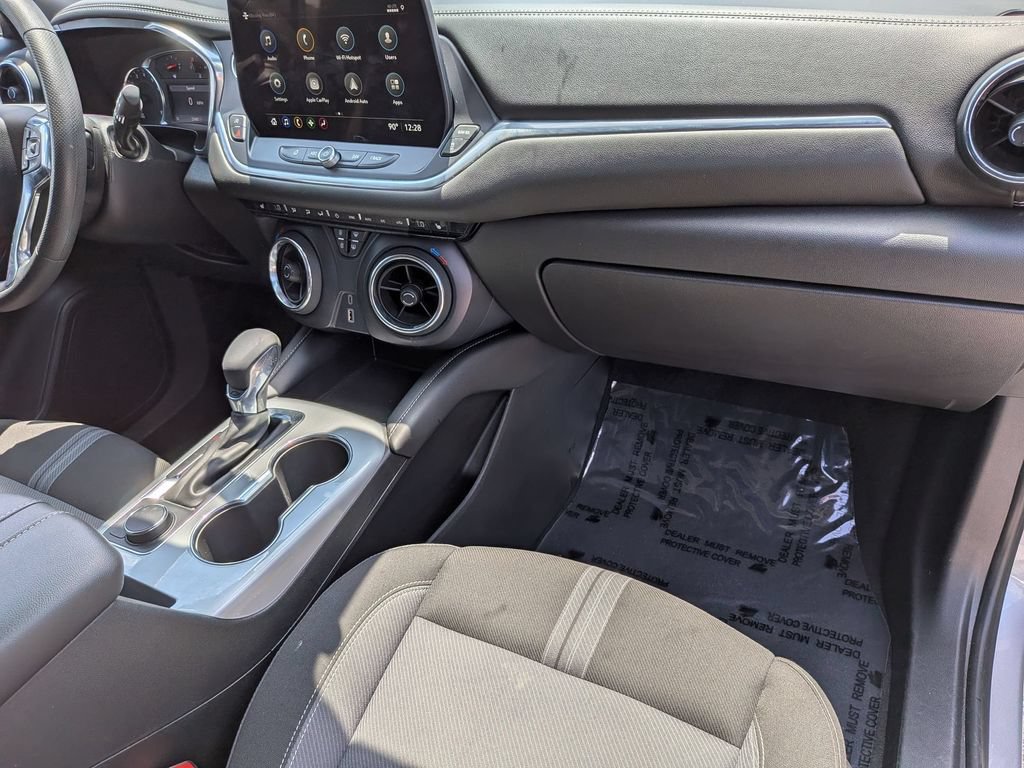 Used 2025 Chevrolet Blazer LT FWD image 32