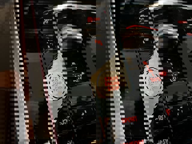 Used 2024 BMW X7 M60i image 17