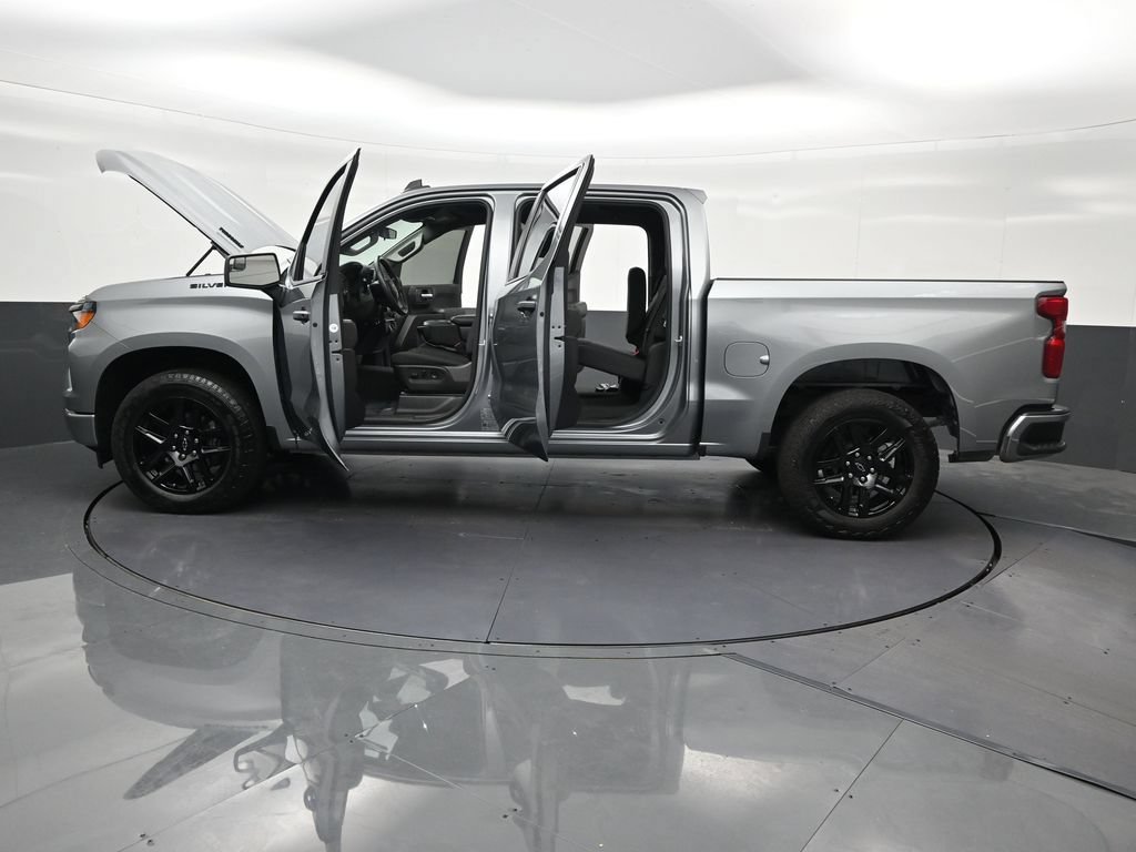 Used 2025 Chevrolet Silverado 1500 Custom w/ Turbomax Blackout Package RWD image 28