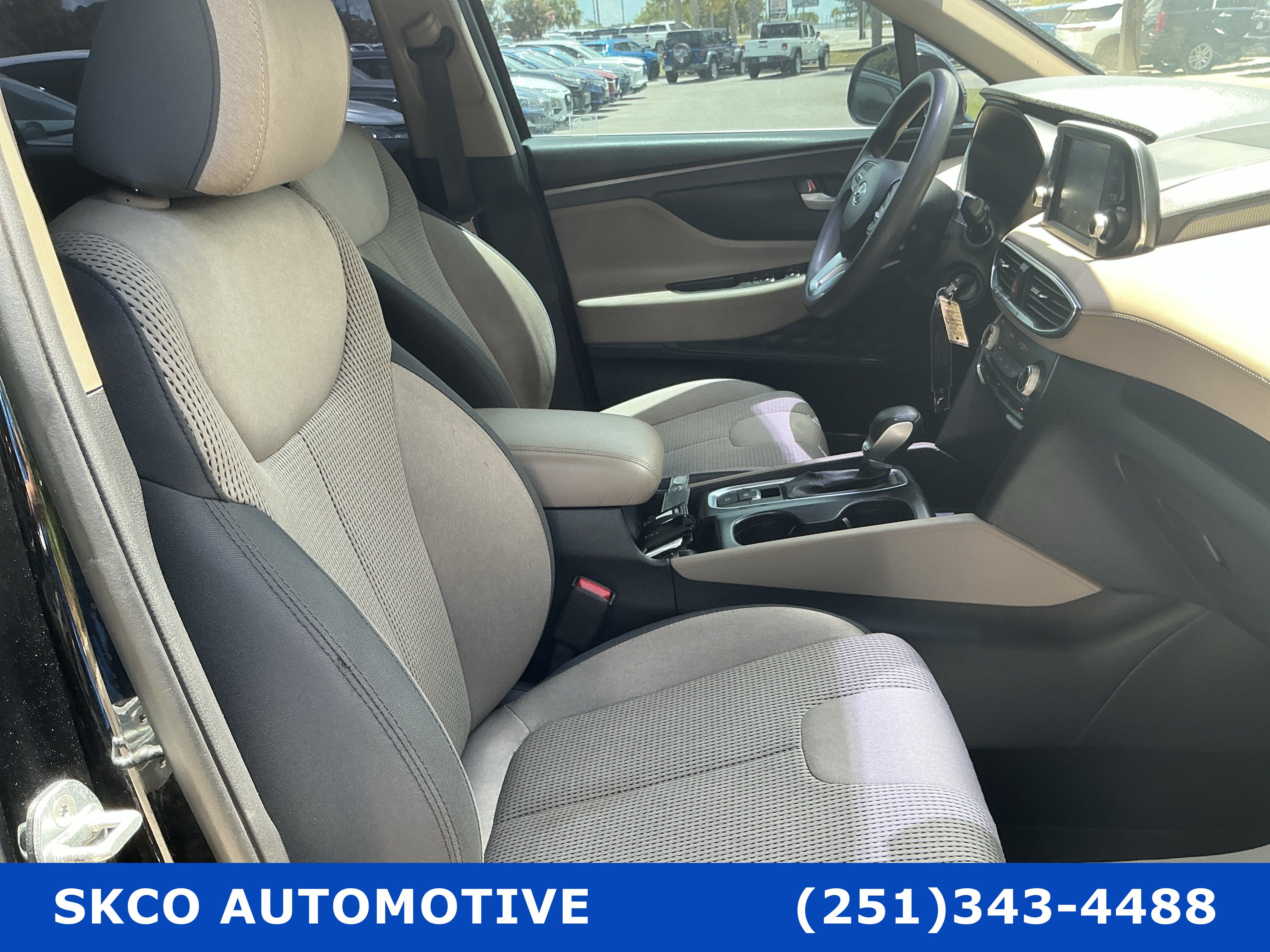 Used 2020 Hyundai Santa Fe SE FWD image 13