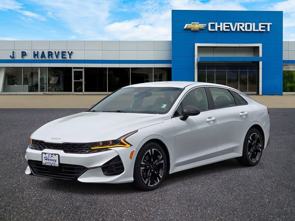 Used 2023 Kia K5 GT-Line w/ GT-Line Premium Package FWD image 3