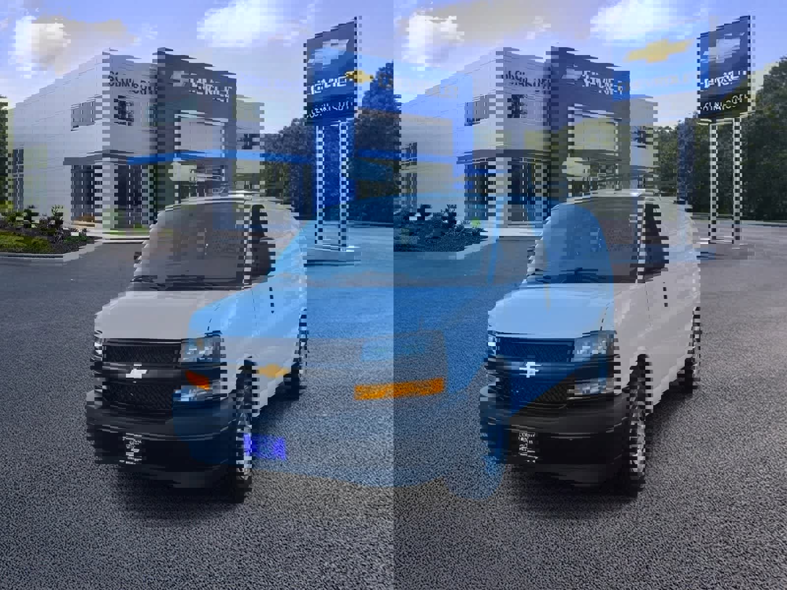 Certified 2024 Chevrolet Express 3500 w/ Driver Convenience Package image 1