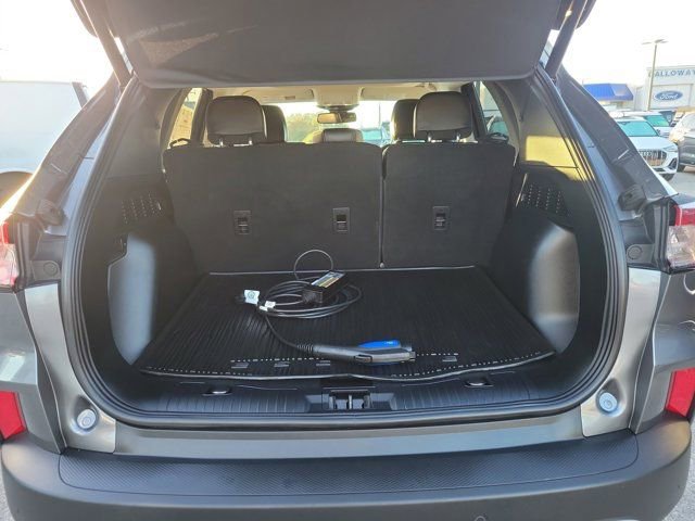 Certified 2022 Ford Escape Titanium w/ Titanium Premium Package image 12