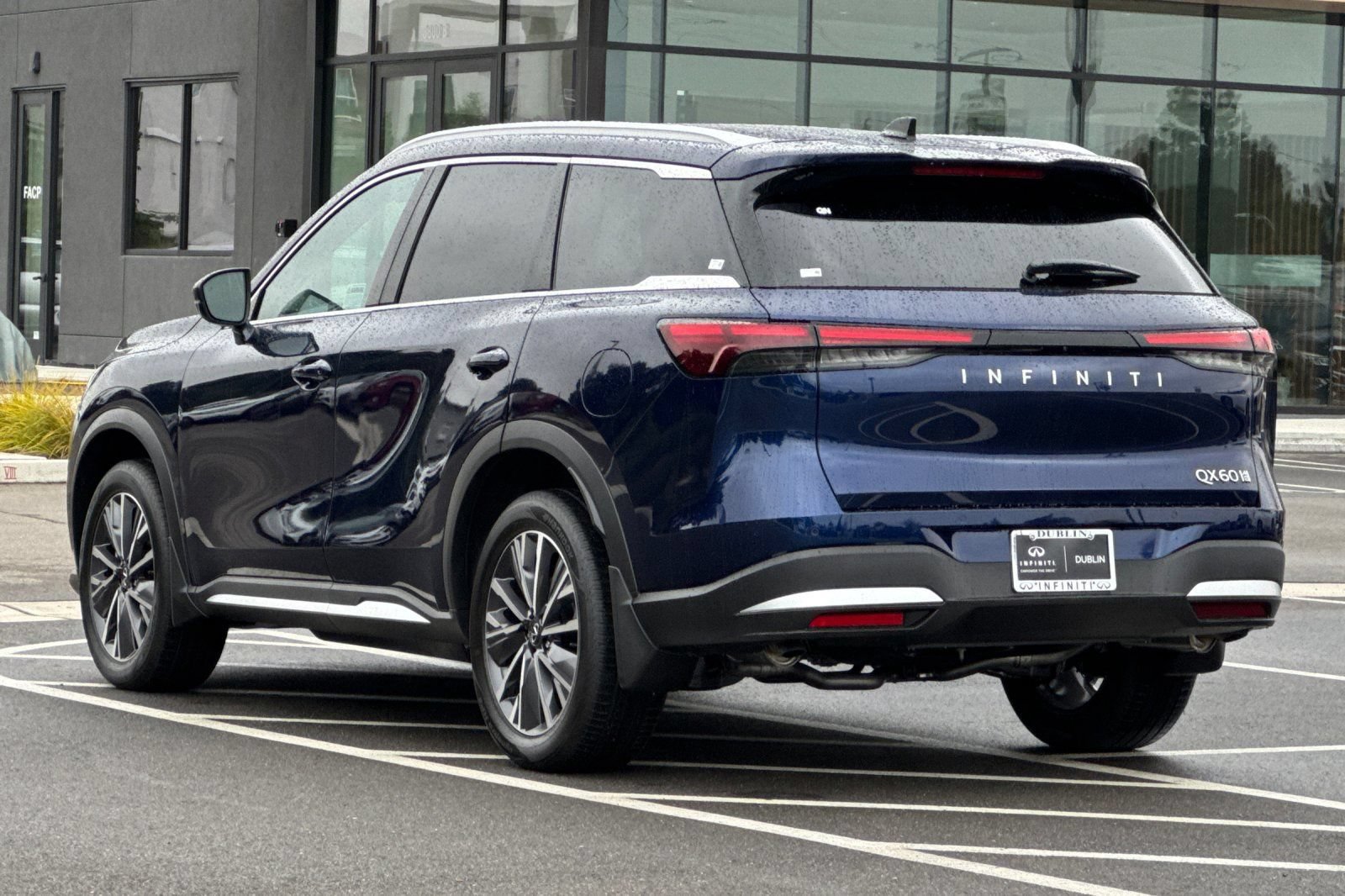 New 2026 INFINITI QX60 Luxe AWD/4WD image 3