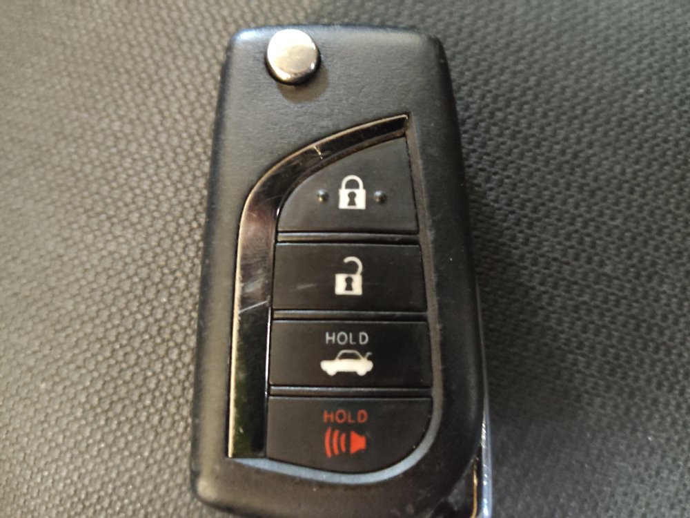 Used 2024 Toyota Corolla LE FWD image 32