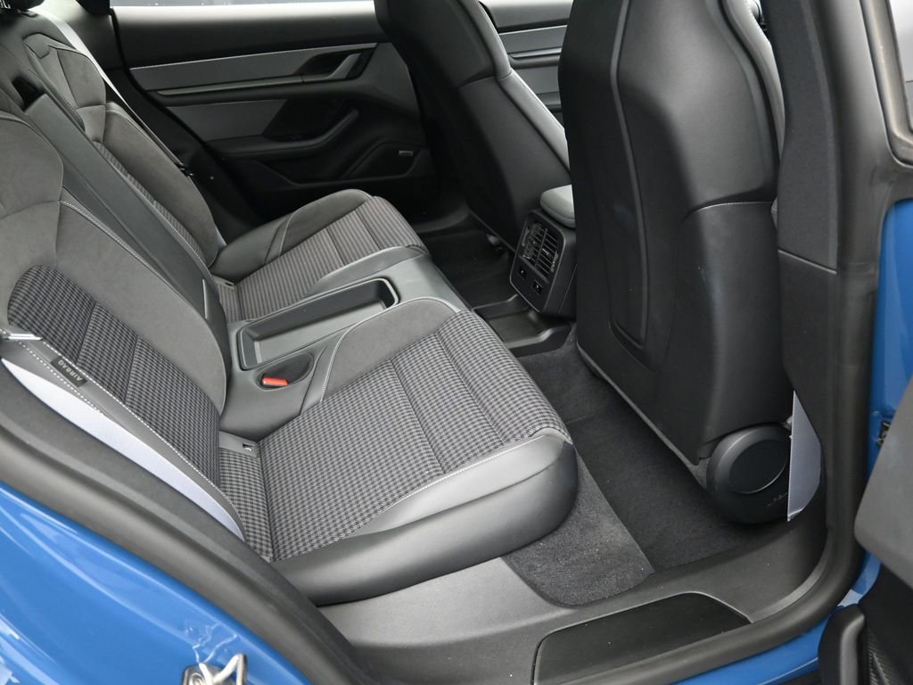 Certified 2025 Porsche Taycan 4S image 26