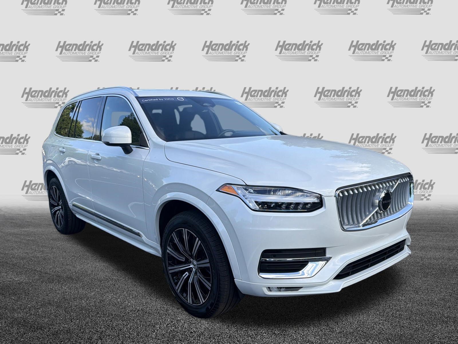 Certified 2025 Volvo XC90 B5 Core AWD/4WD image 2